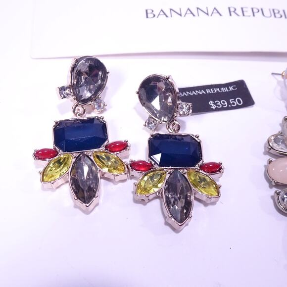 Banana Republic Women's Regalia and Cabochon Earrings set of 2 PCS NWT 98 - Picture 6 of 6